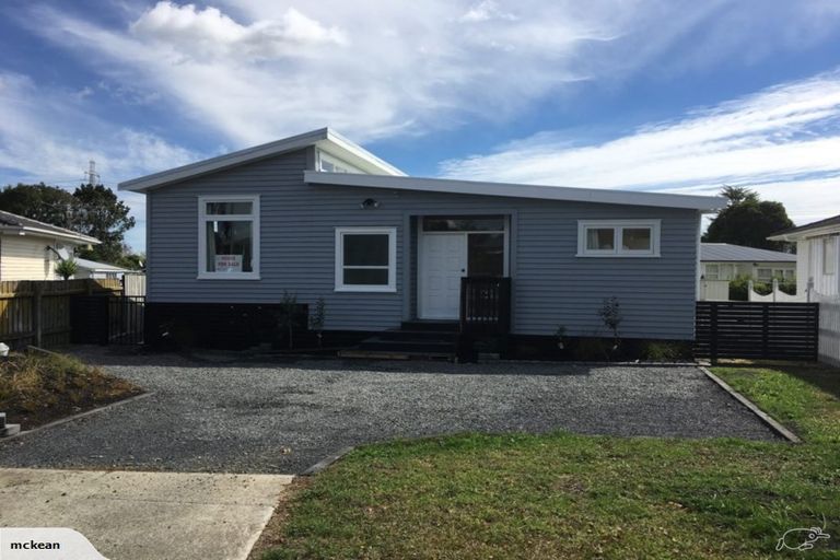 Photo of property in 46 Tairere Crescent, Rosehill, Papakura, 2113