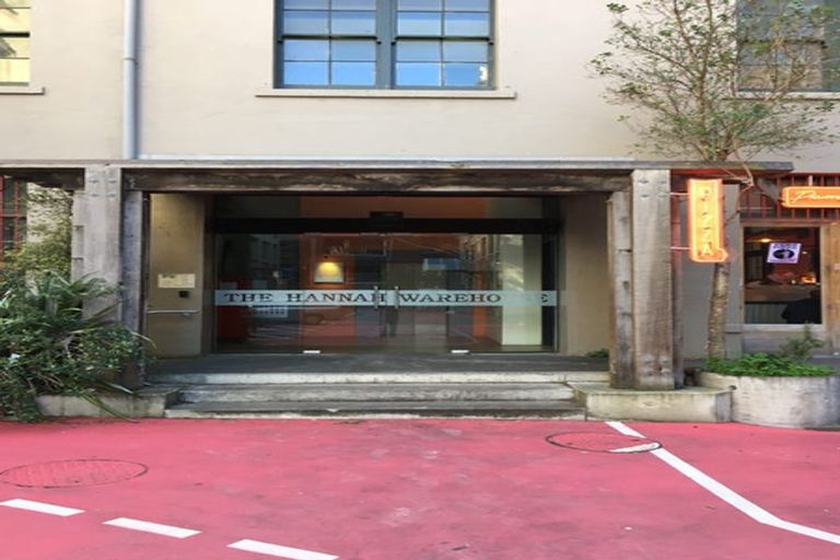Photo of property in Hannahs Warehouse Apartments, 14/13 Leeds Street, Te Aro, Wellington, 6011