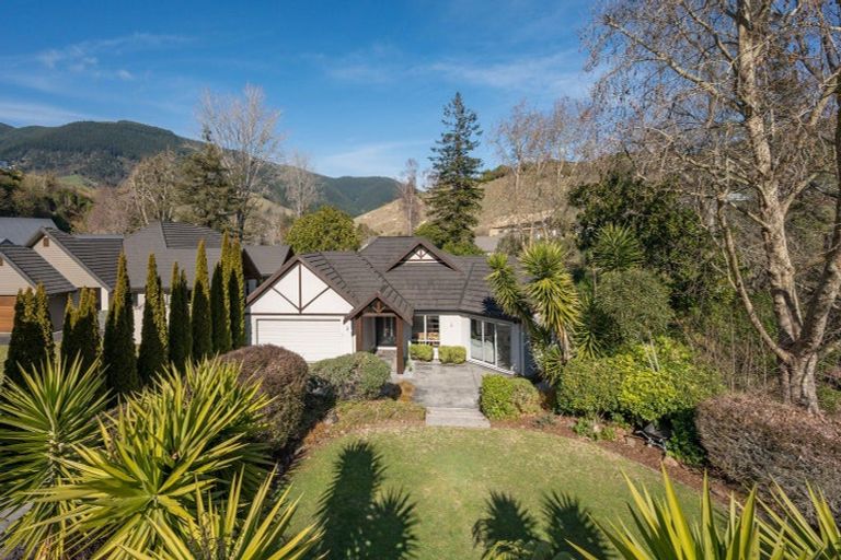 Photo of property in 25 Montebello Avenue, Stoke, Nelson, 7011