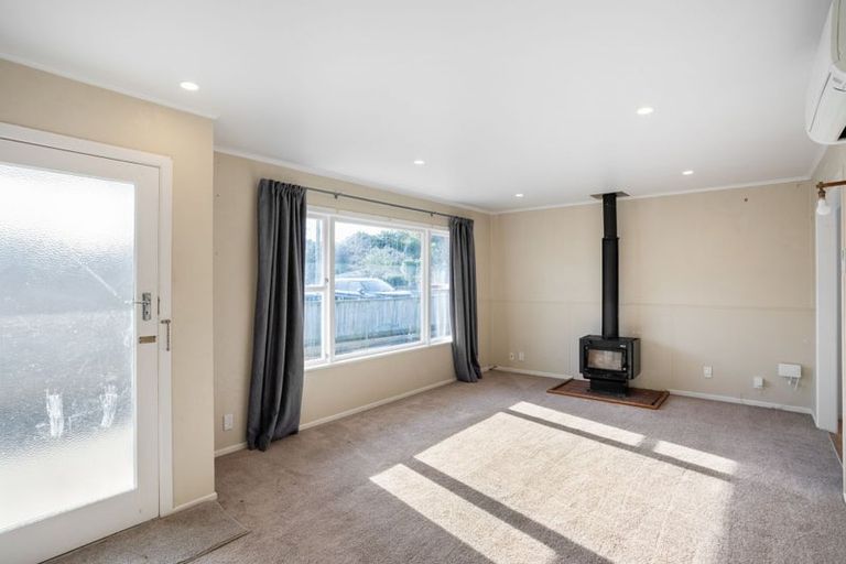 Photo of property in 20 Dale Road, Raumati South, Paraparaumu, 5032