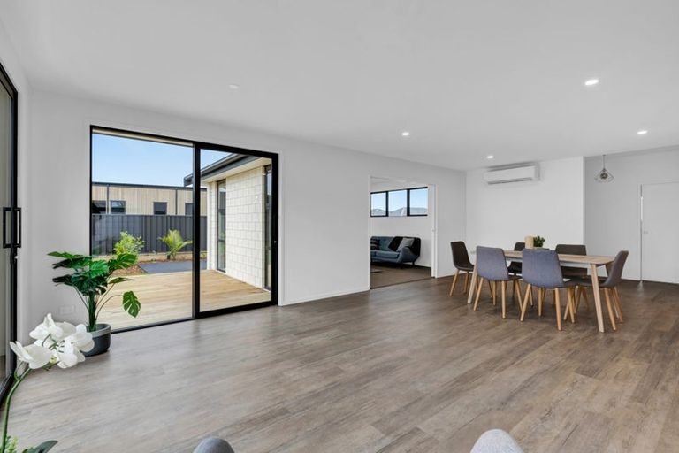 Photo of property in 11a James Drive, Bell Block, New Plymouth, 4312