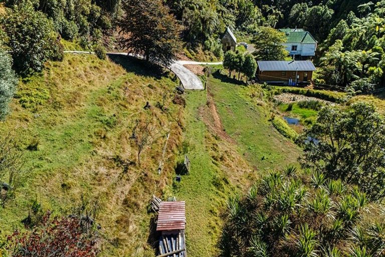 Photo of property in 144b Heta Road, Highlands Park, New Plymouth, 4312