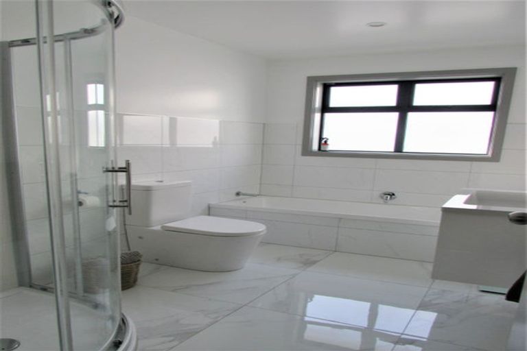 Photo of property in 2/785 High Street, Boulcott, Lower Hutt, 5011