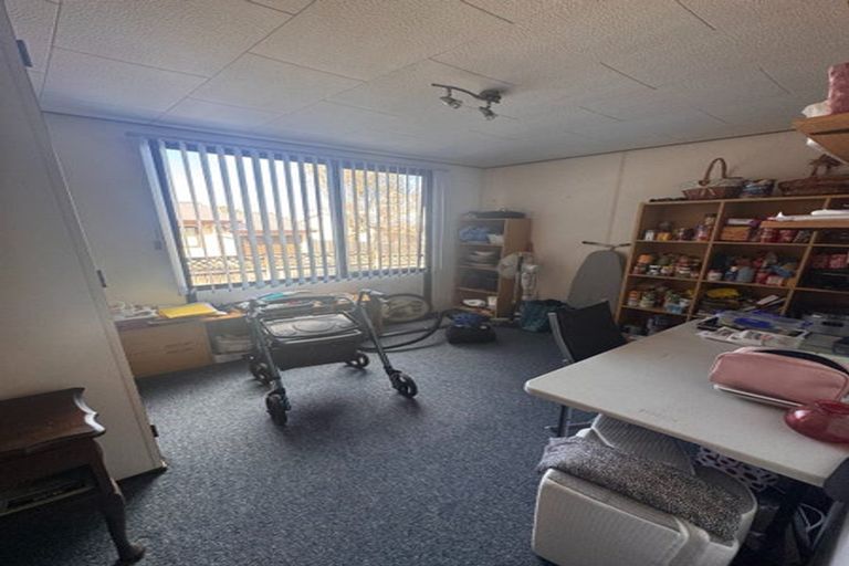 Photo of property in 2/141 Carnoustie Drive, Wattle Downs, Auckland, 2103