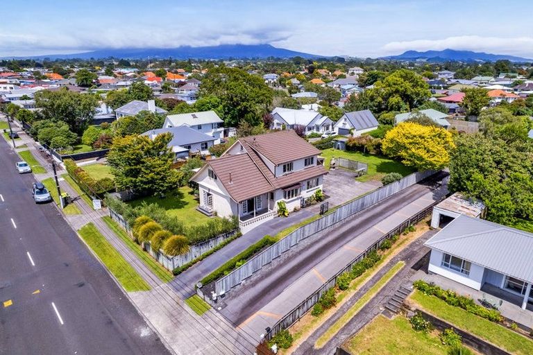 Photo of property in 168 Brooklands Road, Vogeltown, New Plymouth, 4310
