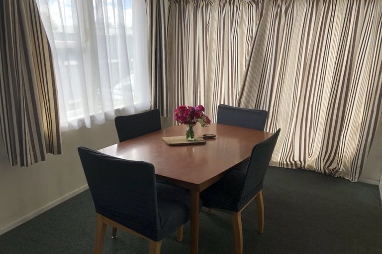 Photo of property in 56 Liverpool Crescent, Flaxmere, Hastings, 4120