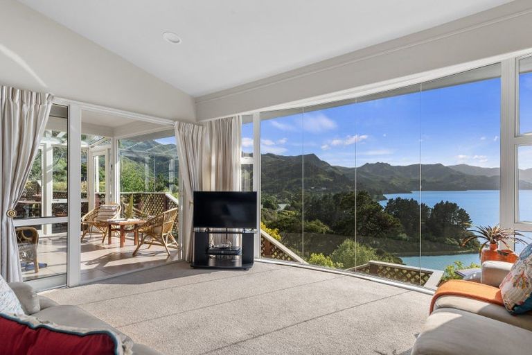 Photo of property in 143 Main Road, Allandale, Lyttelton, 8971