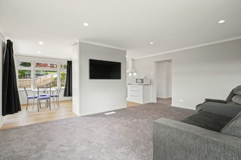 Photo of property in 1 Thomson Street, Green Island, Dunedin, 9018