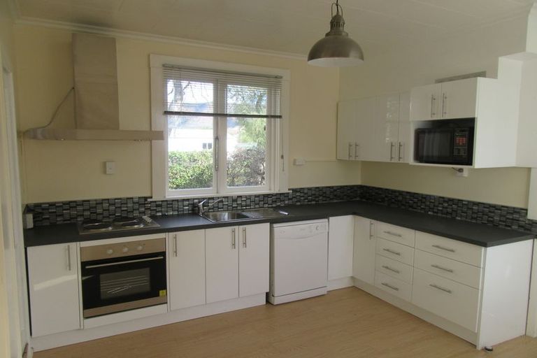 Photo of property in 44 Harris Street, Waimate, 7924