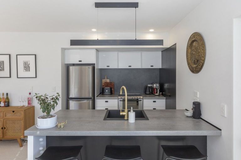 Photo of property in 76 Canon Street, St Albans, Christchurch, 8014