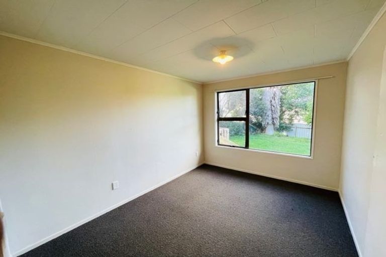 Photo of property in 96 Kayes Road, Pukekohe, 2120