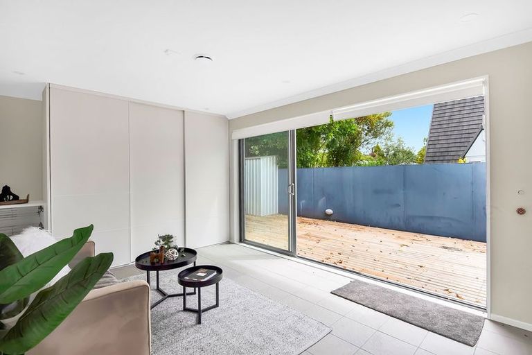 Photo of property in 185 Te Moana Road, Waikanae, 5036