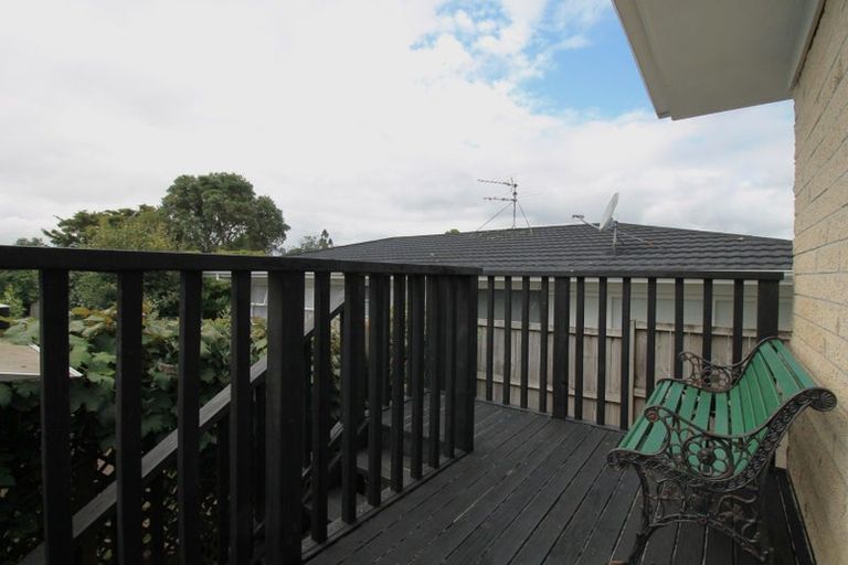 Photo of property in 2/14 Taonui Street, Rosehill, Papakura, 2113