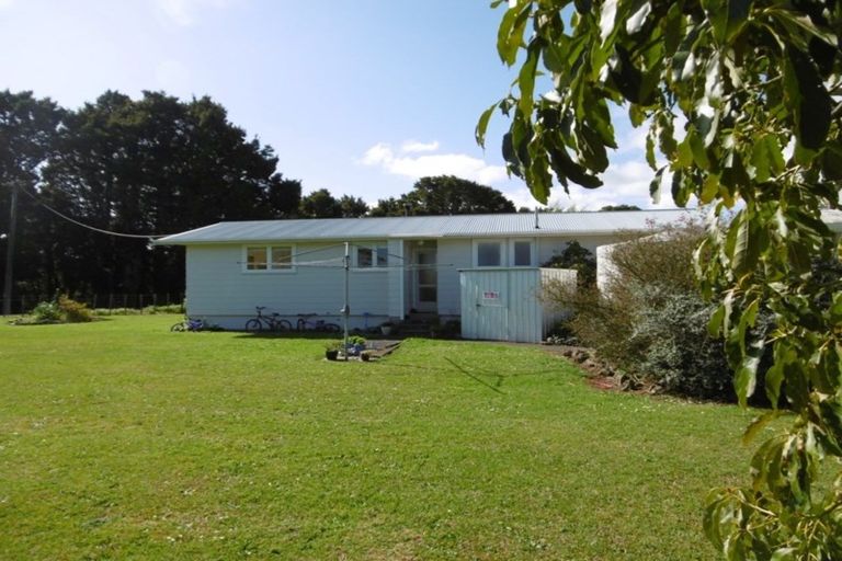Photo of property in 403 Tauraroa Road, Maungakaramea, Whangarei, 0178