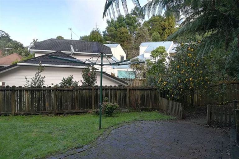 Photo of property in 2/112 Nigel Road, Browns Bay, Auckland, 0630