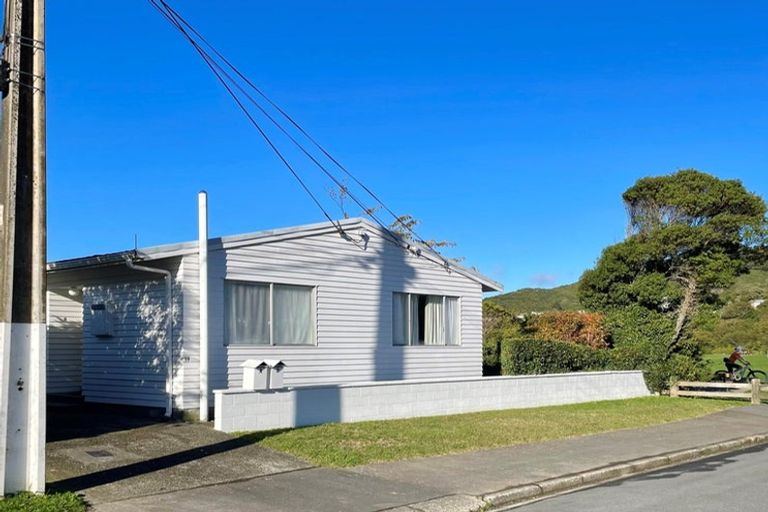 Photo of property in 19 Hildreth Street, Karori, Wellington, 6012