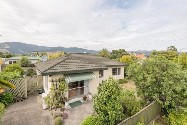 Photo of property in 2 Durham Street, Stoke, Nelson, 7011