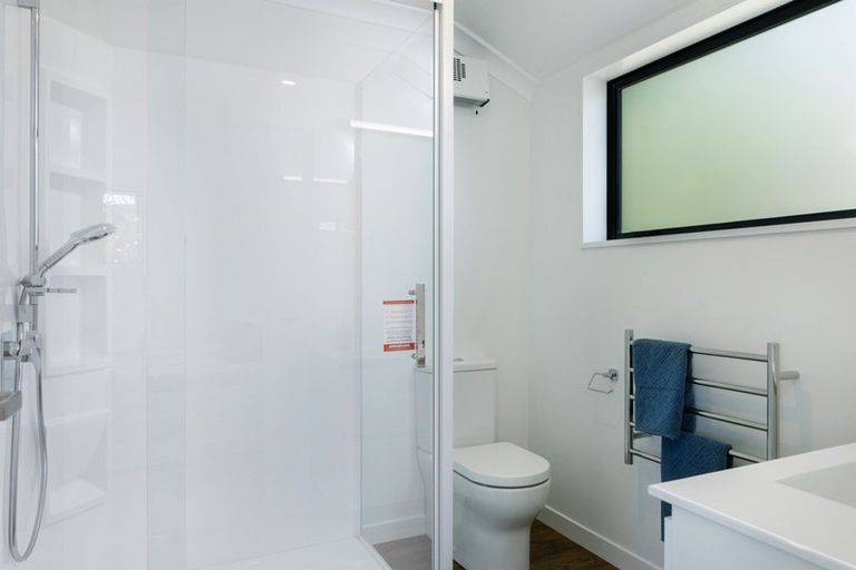 Photo of property in 213a Waikawa Road, Waikawa, Picton, 7220