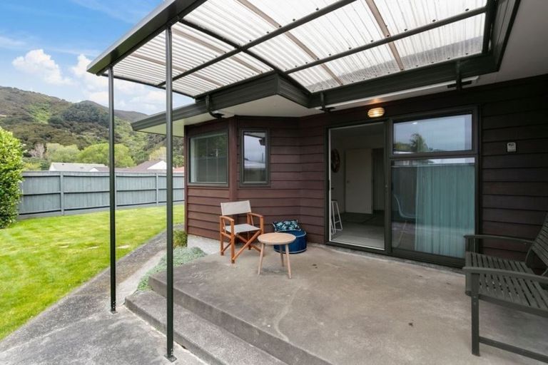 Photo of property in 38b Bauchop Road, Waterloo, Lower Hutt, 5011