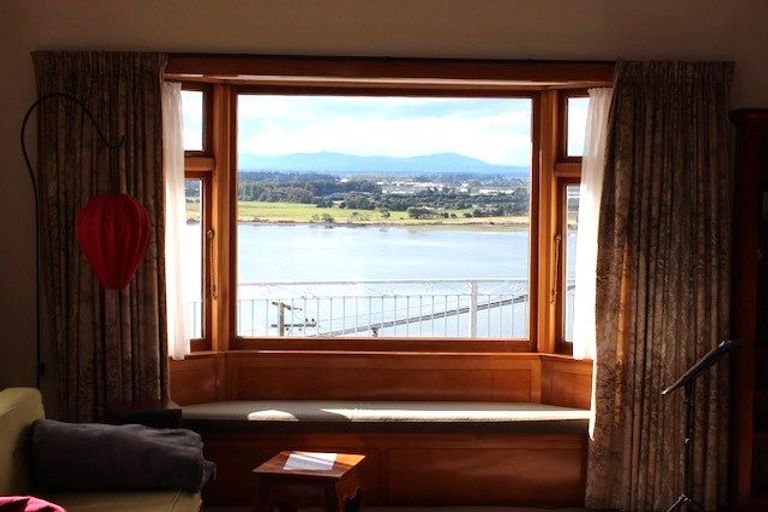 Photo of property in 40 Saint Andrews Hill Road, Mount Pleasant, Christchurch, 8081