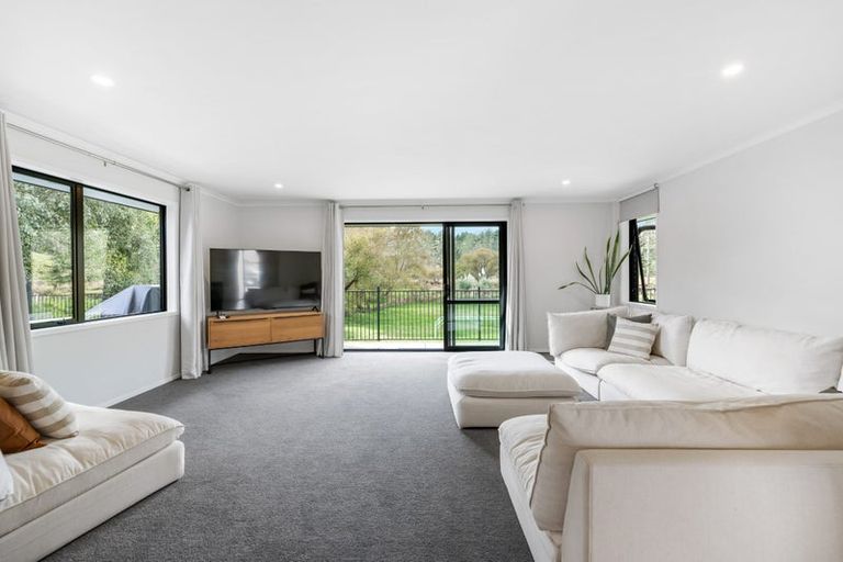Photo of property in 11 Riverboat Lane, Helensville, 0800