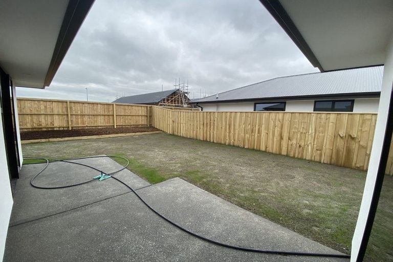 Photo of property in 18 Privet Way, Rolleston, 7678