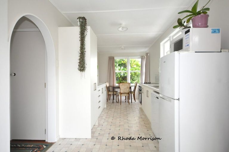 Photo of property in 46 Sandy Beach Road, Tinopai, Matakohe, 0593