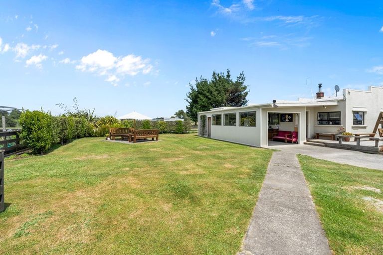 Photo of property in 4 Bishops Road, Ohau, Levin, 5570