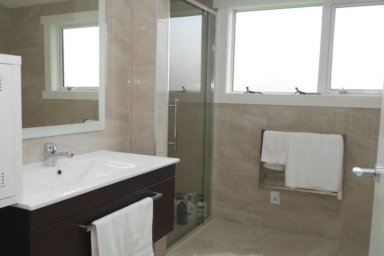 Photo of property in 46 Ngapaki Street, Waikanae Beach, Waikanae, 5036