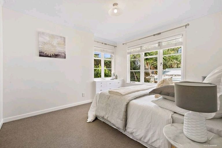 Photo of property in 51 Dominion Street, Takapuna, Auckland, 0622