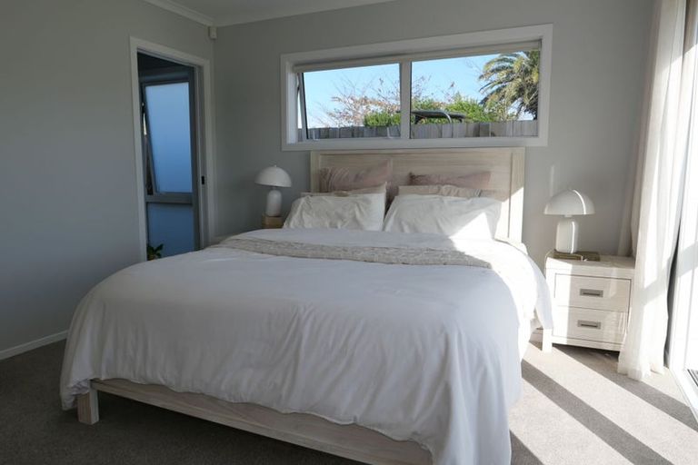 Photo of property in 36 Koru Loop, Paraparaumu, 5032