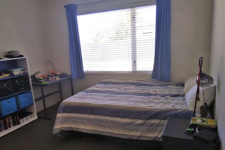 Photo of property in 19 Karoola Place, Havelock North, 4130