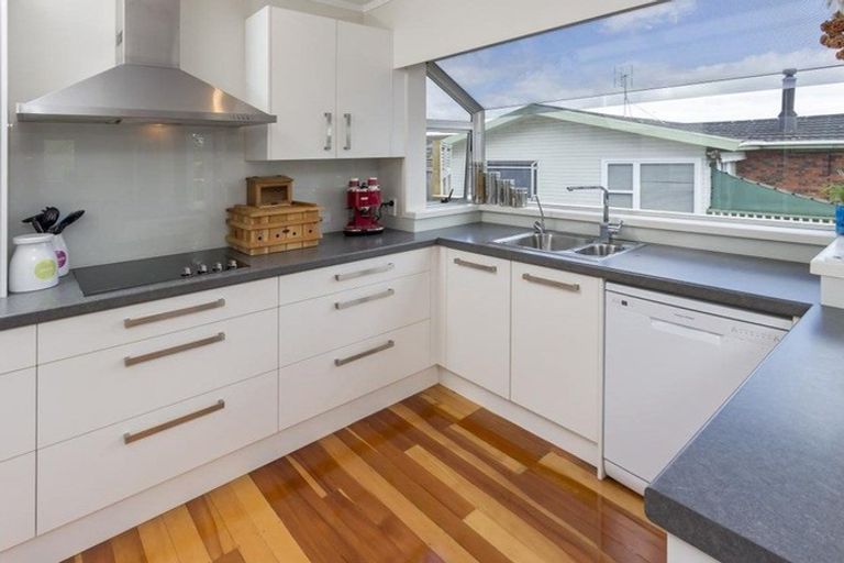 Photo of property in 10 Juliet Avenue, Howick, Auckland, 2014
