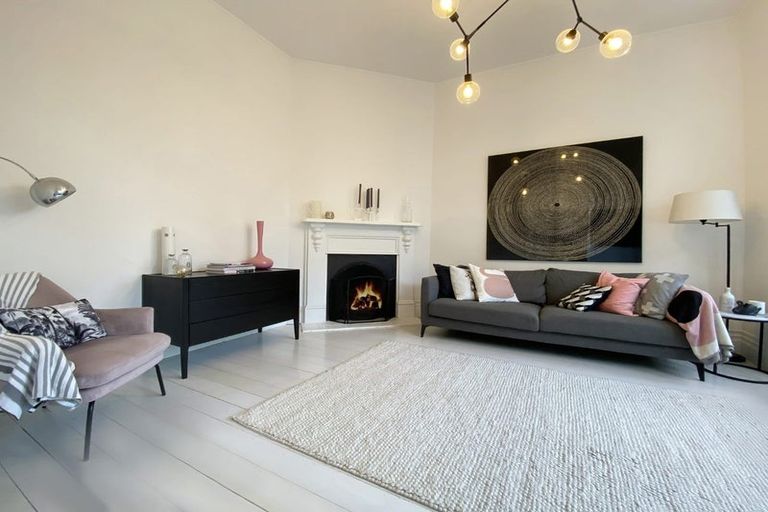 Photo of property in 16 Saint Mary Street, Thorndon, Wellington, 6011