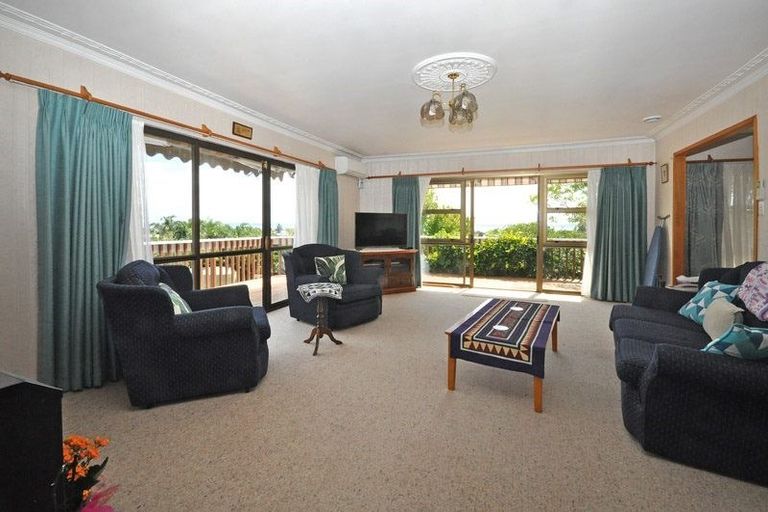 Property details for 84 Beachlands Road, Beachlands, Auckland, 2018