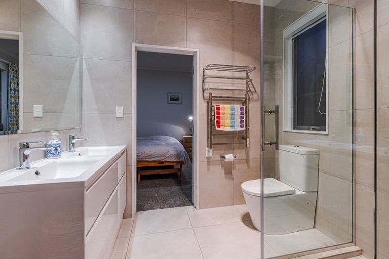 Photo of property in 11 Rainsford Road, Pukekohe, 2120