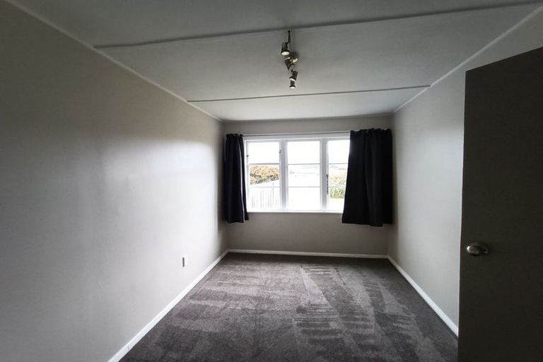 Photo of property in 253 Naenae Road, Naenae, Lower Hutt, 5011