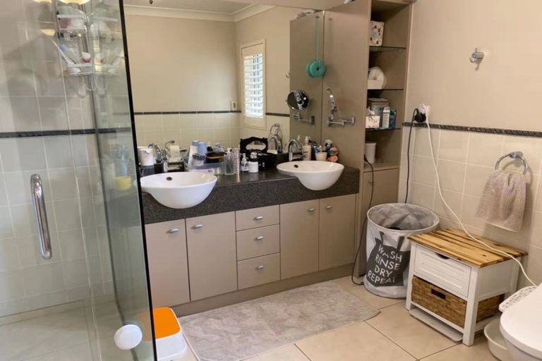 Photo of property in 42 Rame Road, Greenhithe, Auckland, 0632