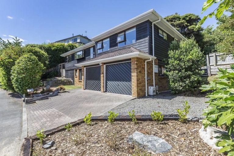 Photo of property in 11 Eclipse Lane, Whitby, Porirua, 5024
