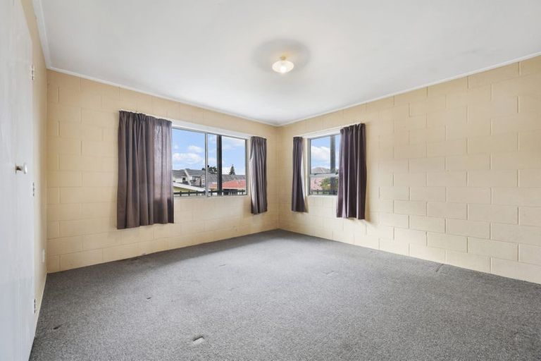 Photo of property in 6/175 Queens Drive, Lyall Bay, Wellington, 6022