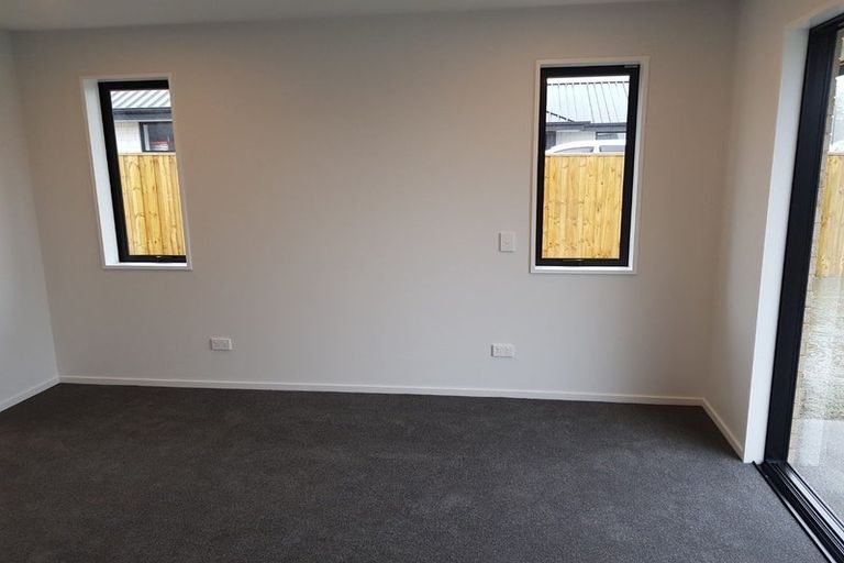 Photo of property in 45 Welsford Street, Woodend, 7610