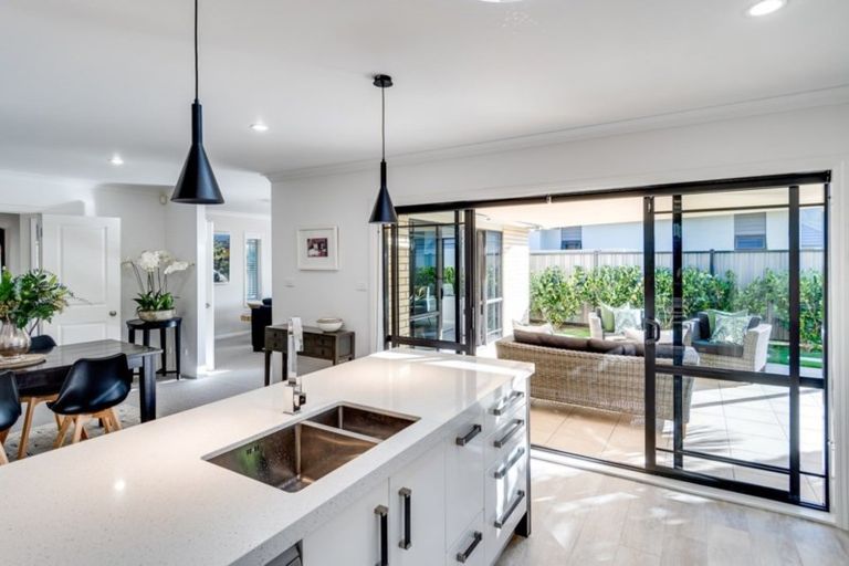 Photo of property in 29 Pinotage Drive, Greenmeadows, Napier, 4112