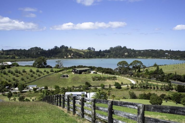 Photo of property in 35a Te Akau Drive, Russell, 0272