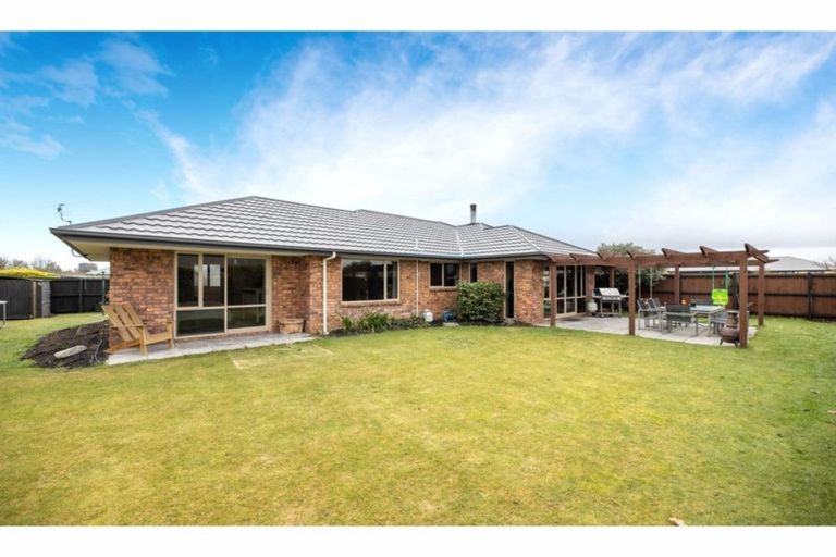 Photo of property in 73 Brookside Road, Rolleston, 7614