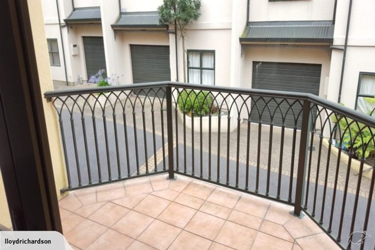 Photo of property in 83d Hill Street, Thorndon, Wellington, 6011