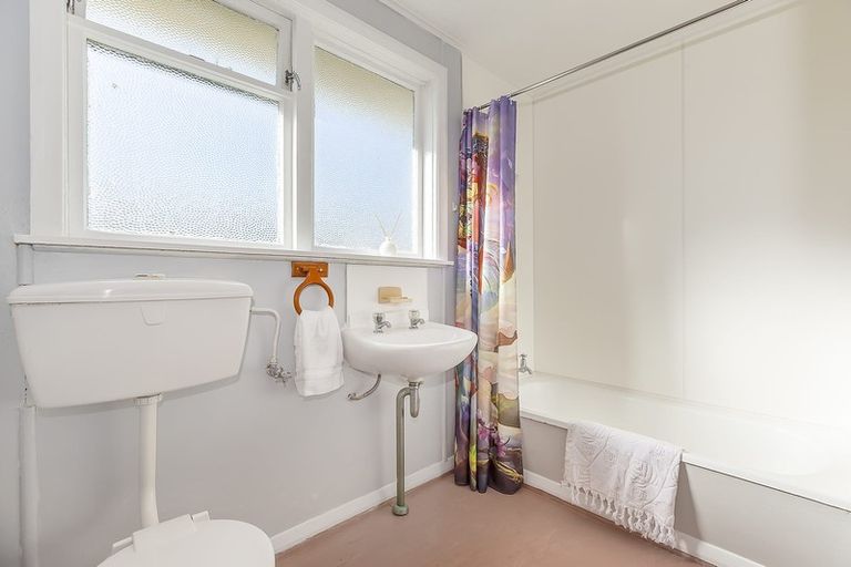 Photo of property in 105-111 Bedford Street, Cannons Creek, Porirua, 5024