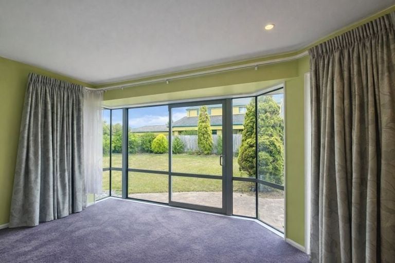 Photo of property in 41 Eastwood Rise, Waimairi Beach, Christchurch, 8083