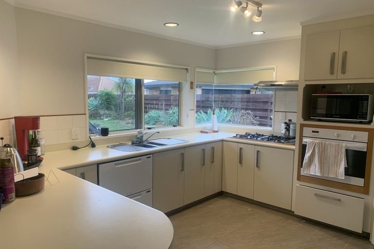 Photo of property in 11 Ngamotu Place, Mount Maunganui, 3116