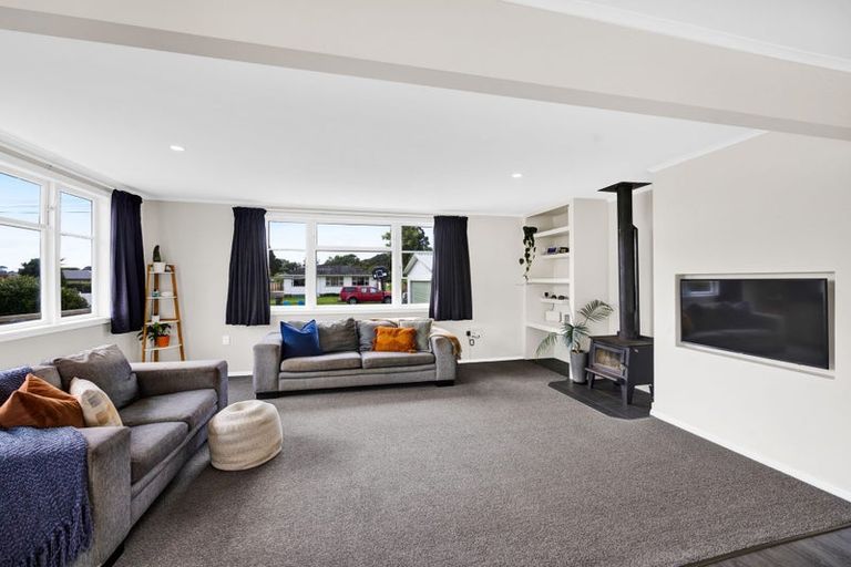 Photo of property in 40 Mahoe Street, Inglewood, 4330