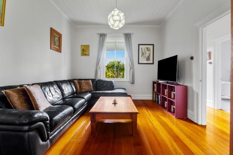 Photo of property in 72 Oneriri Road, Kaiwaka, 0573